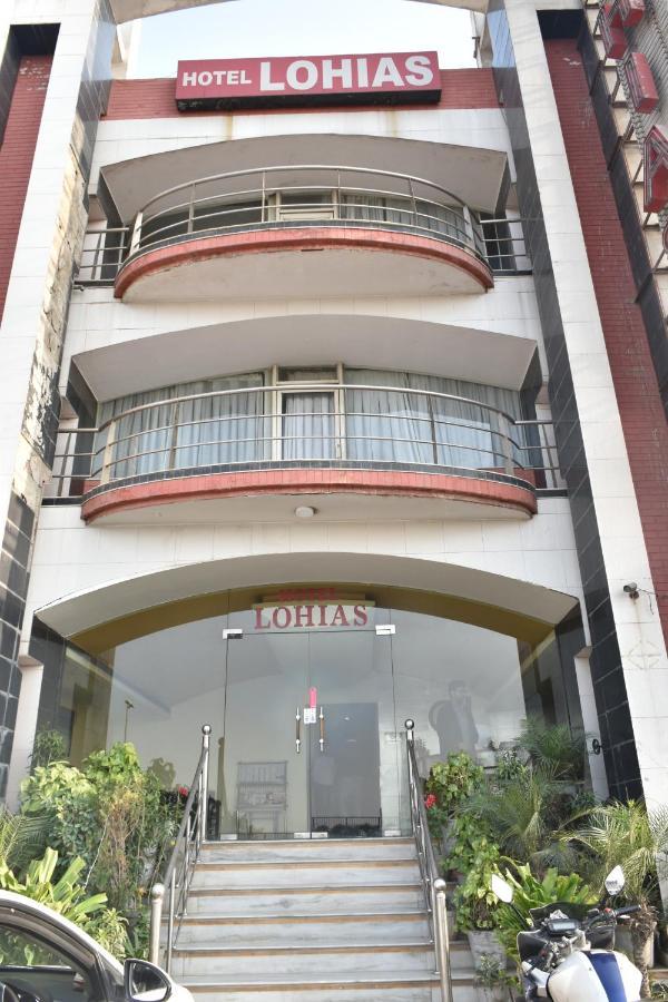 Hotel Lohias Delhi Airport Új-Delhi Kültér fotó